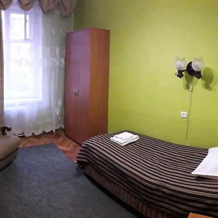 Kolos Hotel Obolon Kyiv Exterior foto