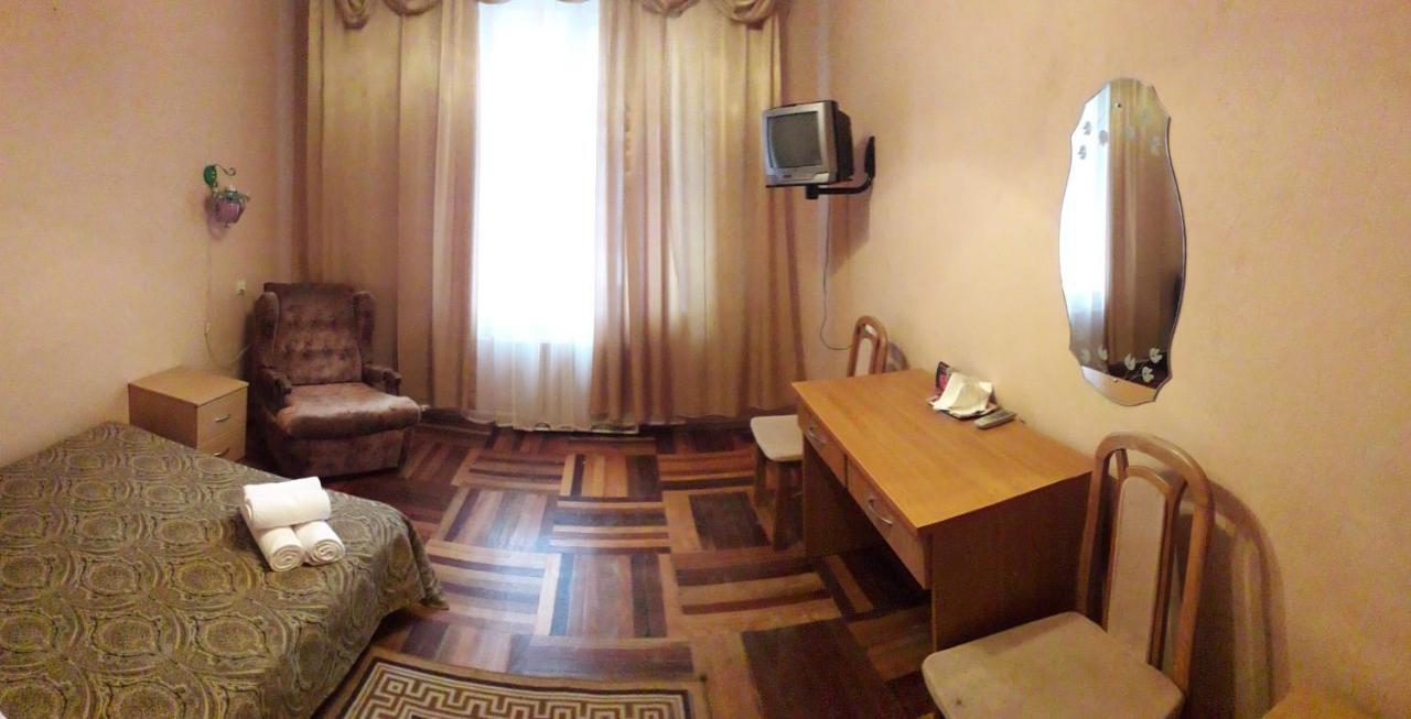 Kolos Hotel Obolon Kyiv Exterior foto